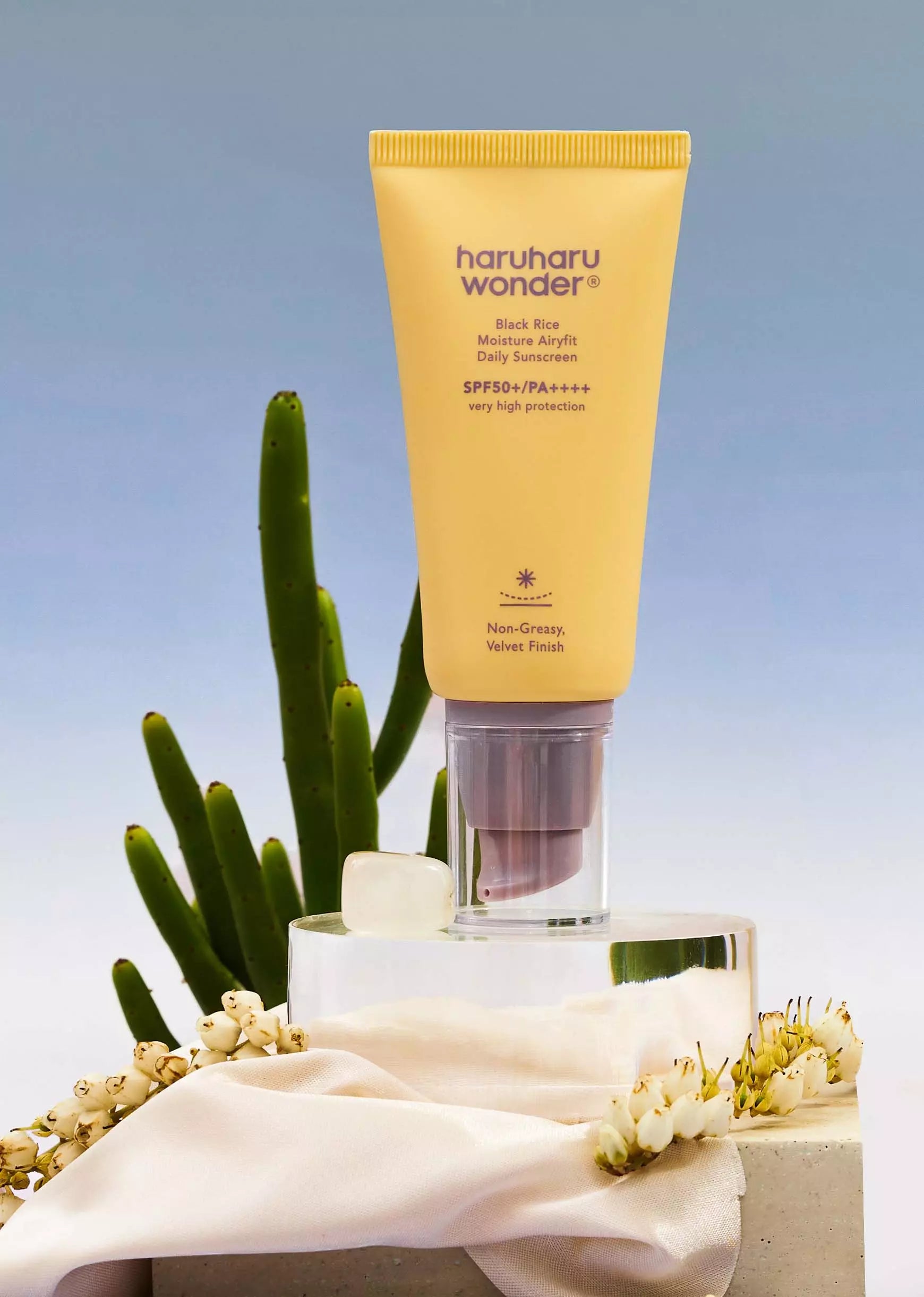 Haruharu Wonder Black Rice Moisture Airyfit Daily Sunscreen Spf50 - 50ml